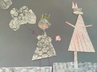 Zwei Königinnen aus Papier geschnitten