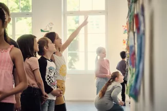 Klasse:Kunst Ausstellung "Phantasie & Weltenwunder"